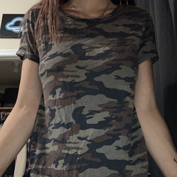 y-shirt - Picture 1 of 2